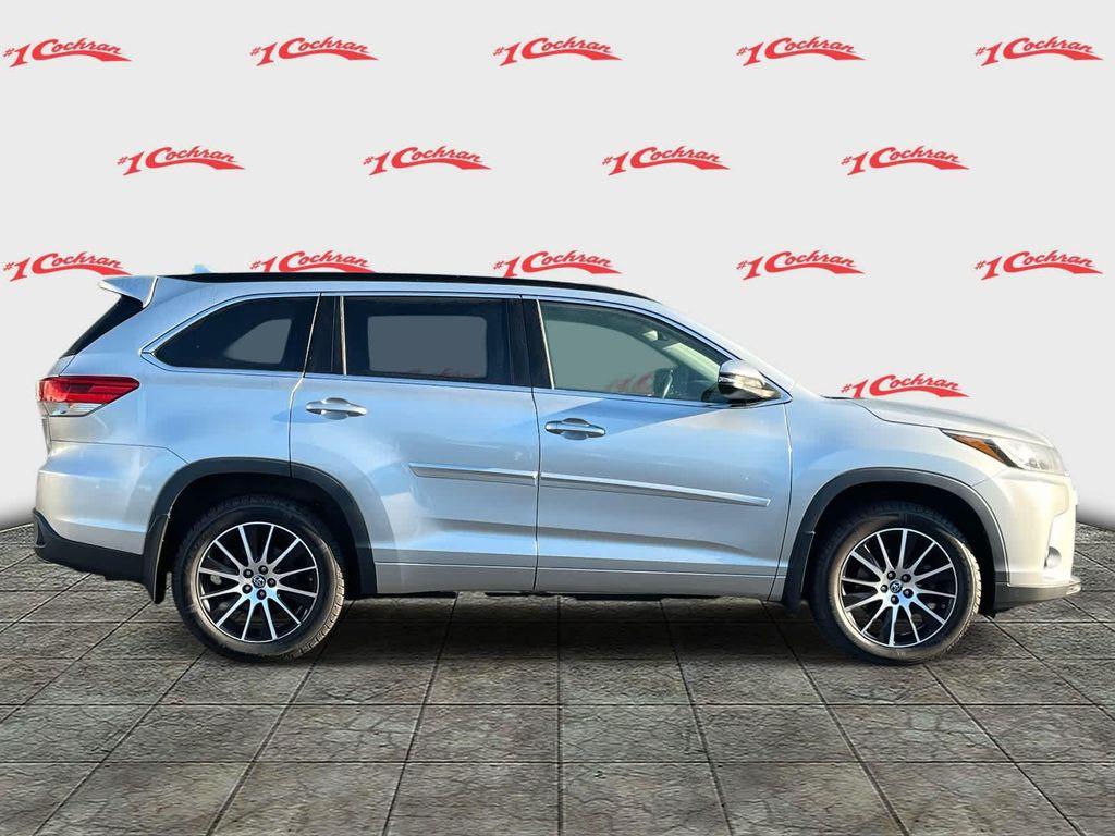 used 2018 Toyota Highlander car, priced at $21,985