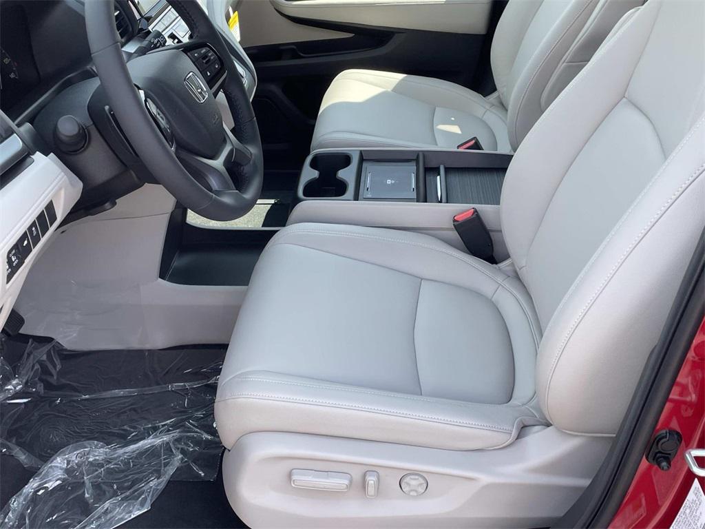new 2025 Honda Odyssey car, priced at $41,479