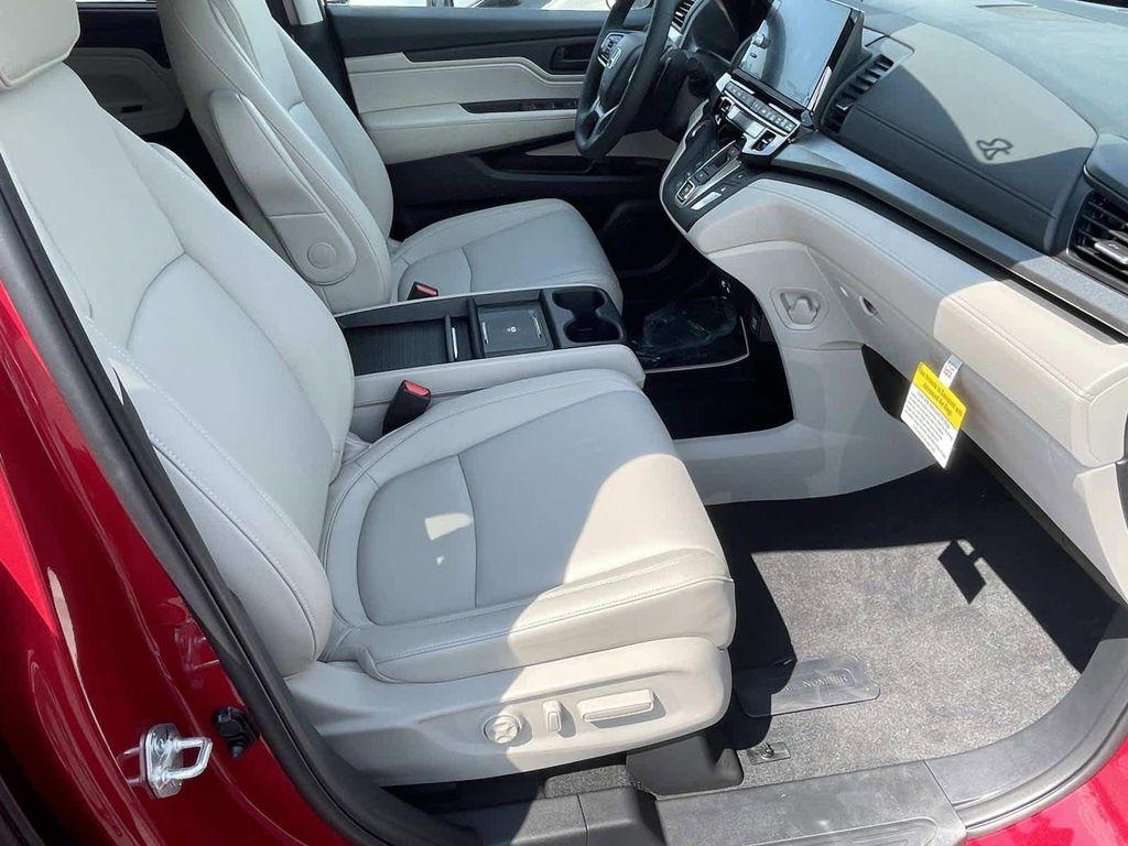 new 2025 Honda Odyssey car, priced at $41,479