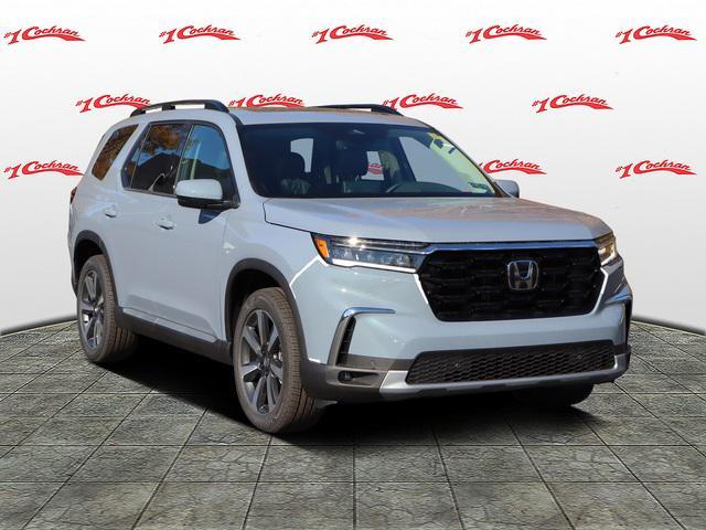 new 2025 Honda Pilot car, priced at $48,703