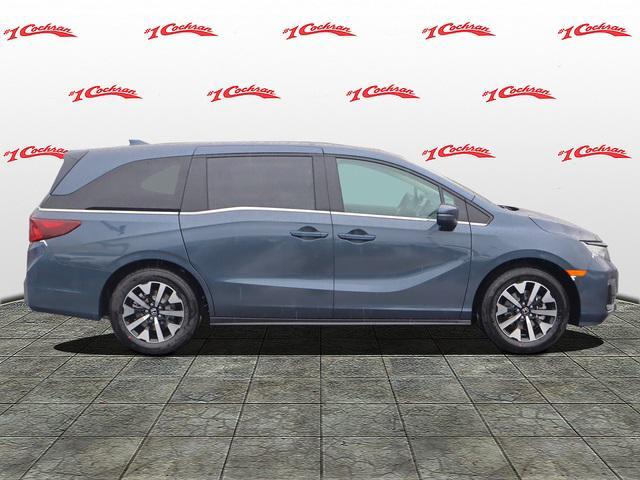 new 2025 Honda Odyssey car, priced at $42,015