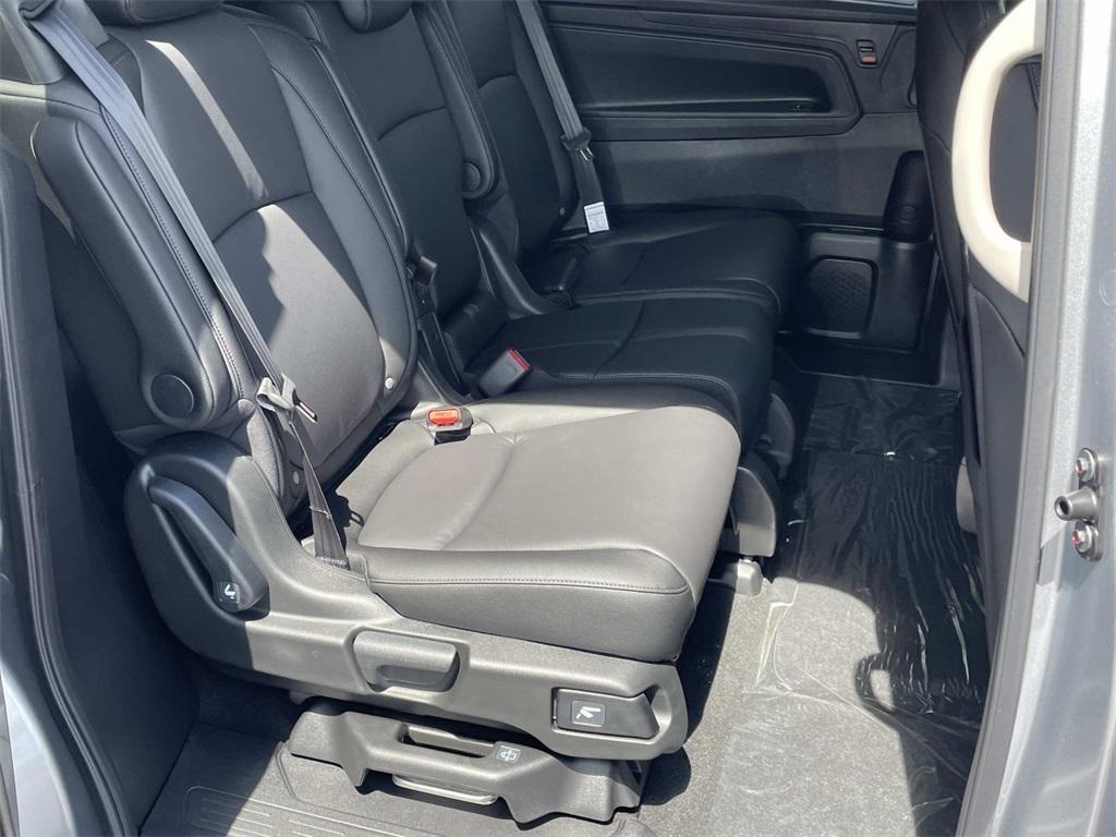 new 2026 Honda Odyssey car, priced at $41,592