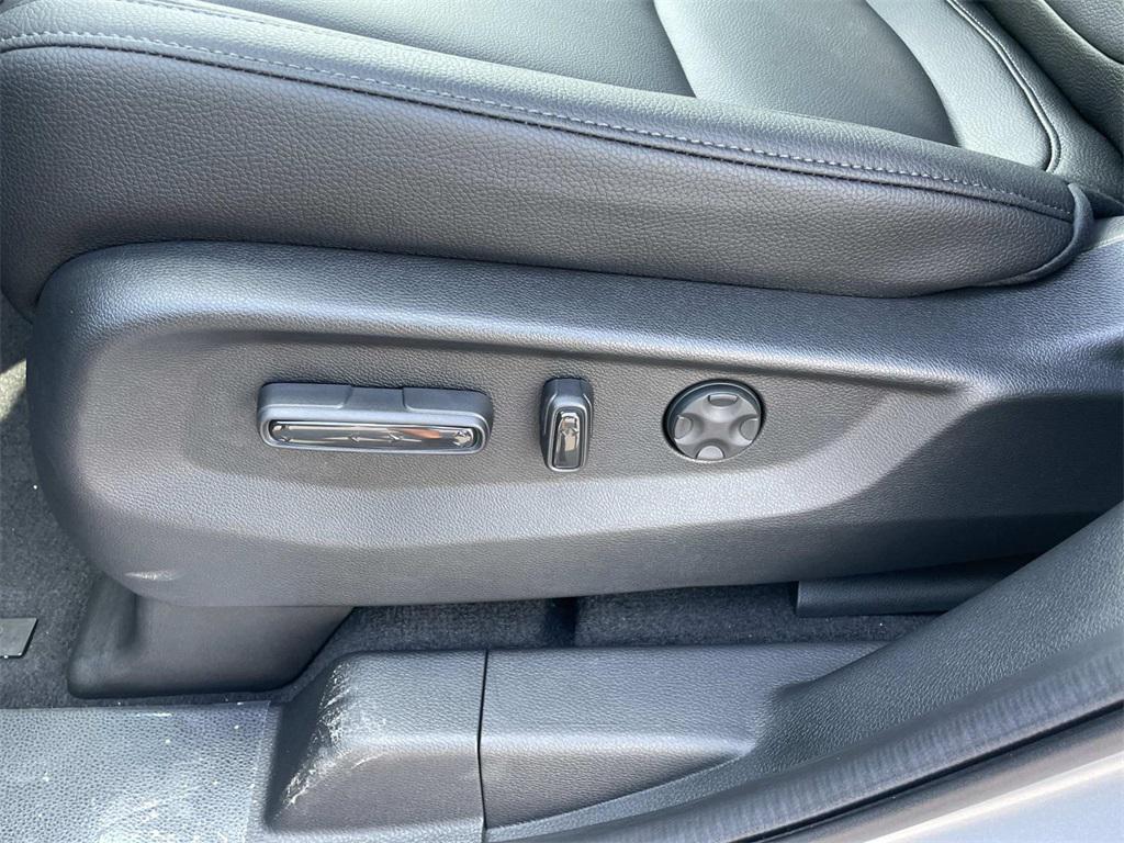 new 2026 Honda Odyssey car, priced at $41,592