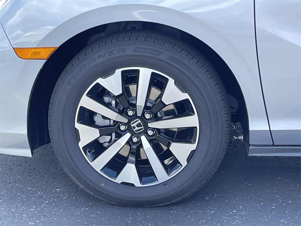 new 2026 Honda Odyssey car, priced at $41,592
