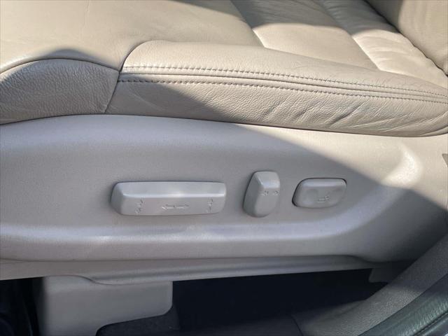 used 2013 Honda CR-V car, priced at $13,500