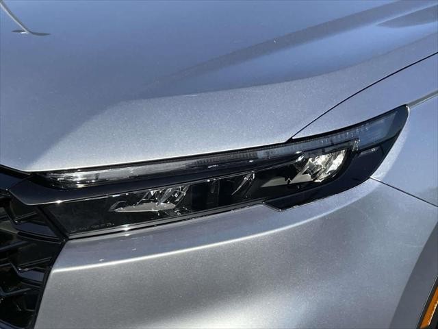 used 2025 Honda CR-V Hybrid car, priced at $39,999