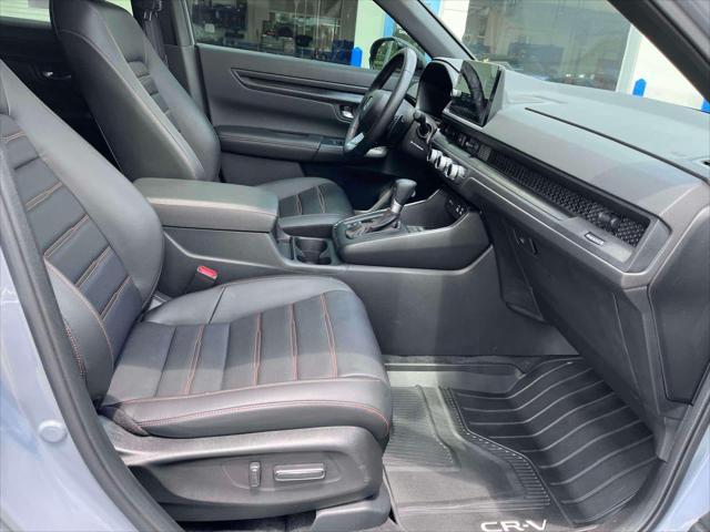 used 2025 Honda CR-V Hybrid car, priced at $37,250