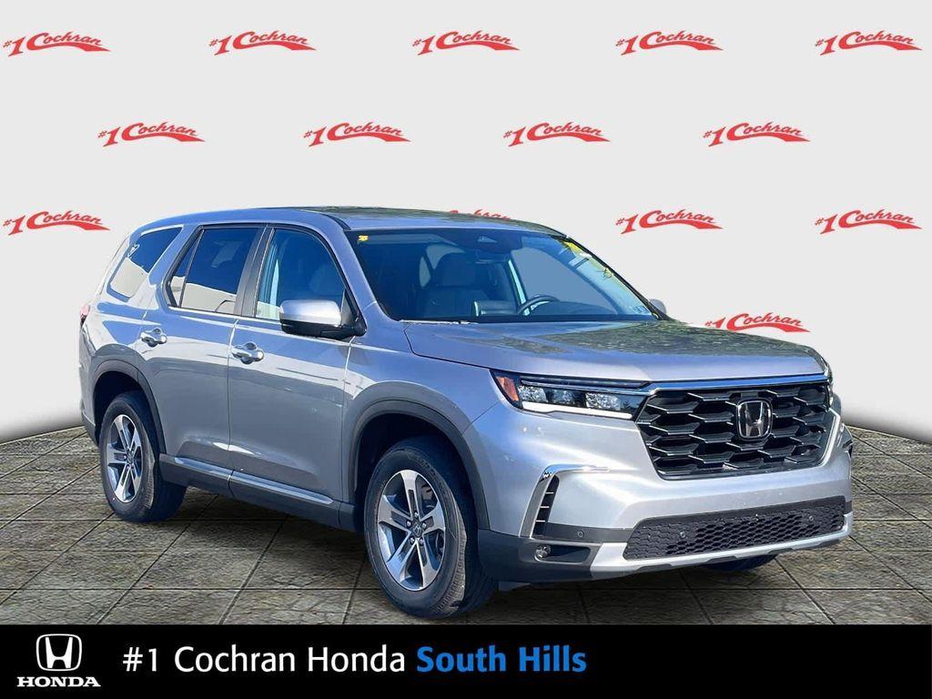 new 2025 Honda Pilot car, priced at $45,515