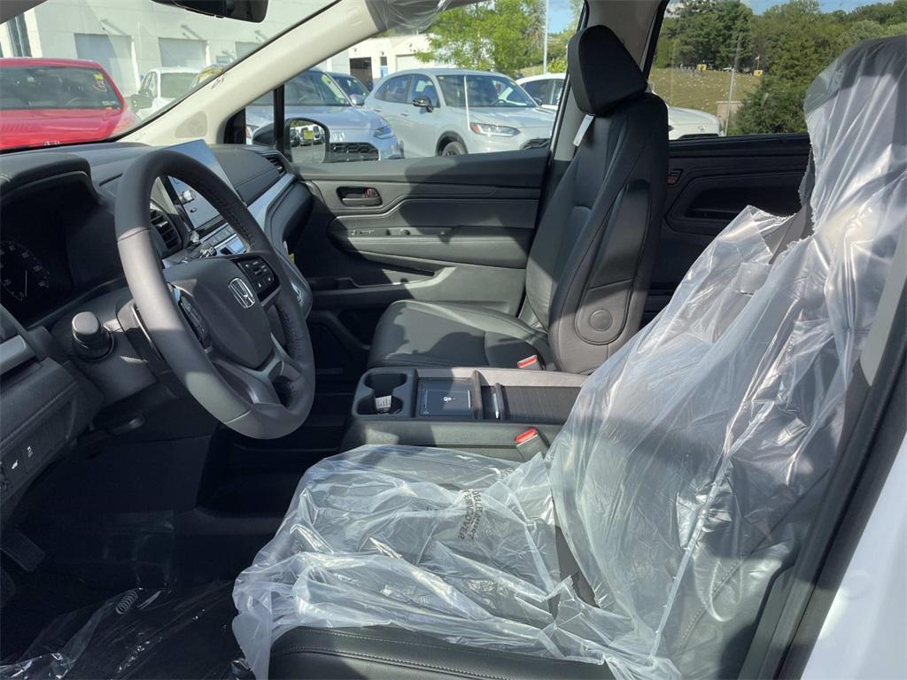 new 2026 Honda Odyssey car, priced at $42,018