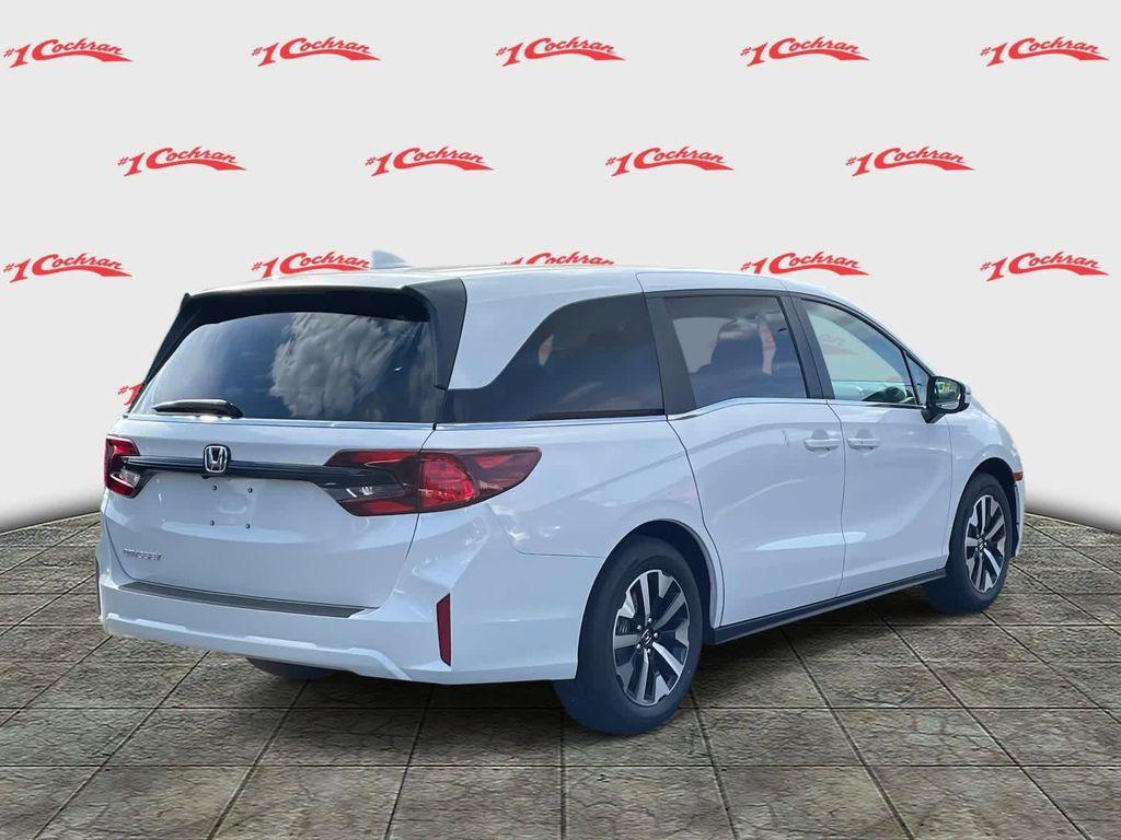 new 2026 Honda Odyssey car, priced at $42,019