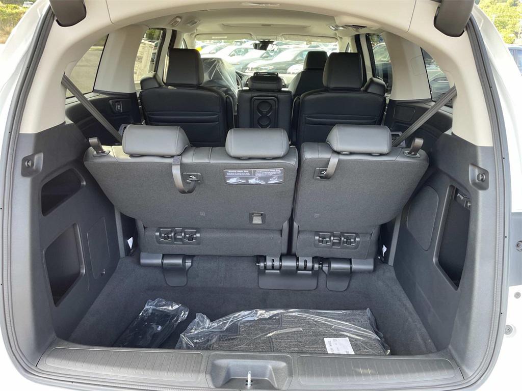 new 2026 Honda Odyssey car, priced at $42,018