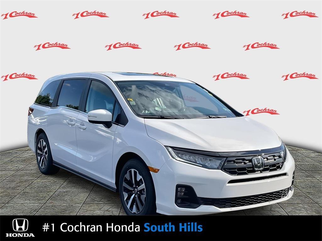 new 2026 Honda Odyssey car, priced at $42,018