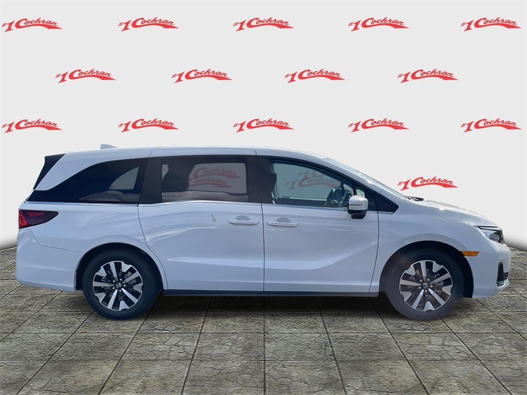 new 2026 Honda Odyssey car, priced at $42,018