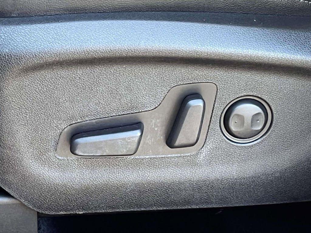 used 2020 Kia Sorento car, priced at $16,998