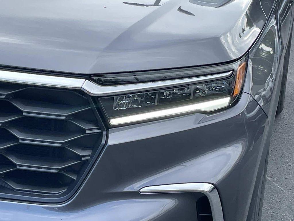 new 2025 Honda Pilot car, priced at $48,530