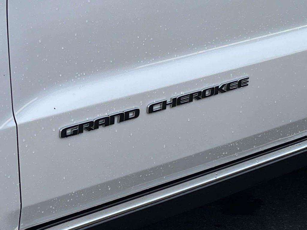 used 2020 Jeep Grand Cherokee car, priced at $21,498