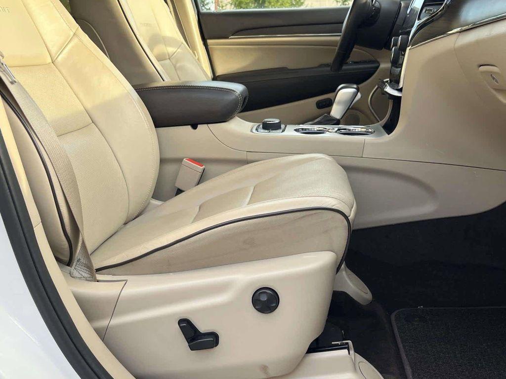 used 2020 Jeep Grand Cherokee car, priced at $21,498