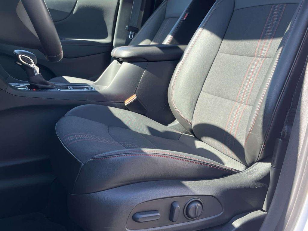 used 2022 Chevrolet Equinox car, priced at $21,998