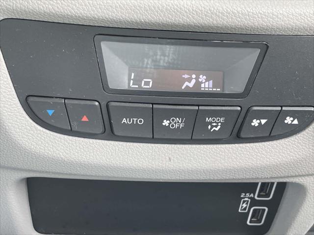 used 2022 Honda Pilot car, priced at $34,091
