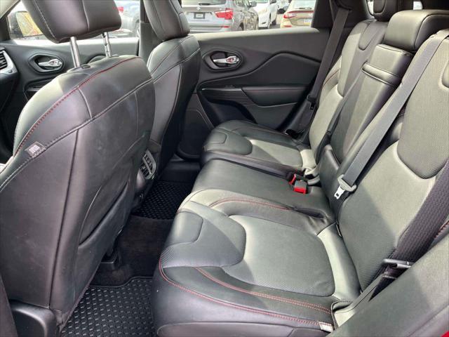 used 2015 Jeep Cherokee car, priced at $14,960