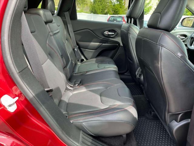 used 2015 Jeep Cherokee car, priced at $14,960
