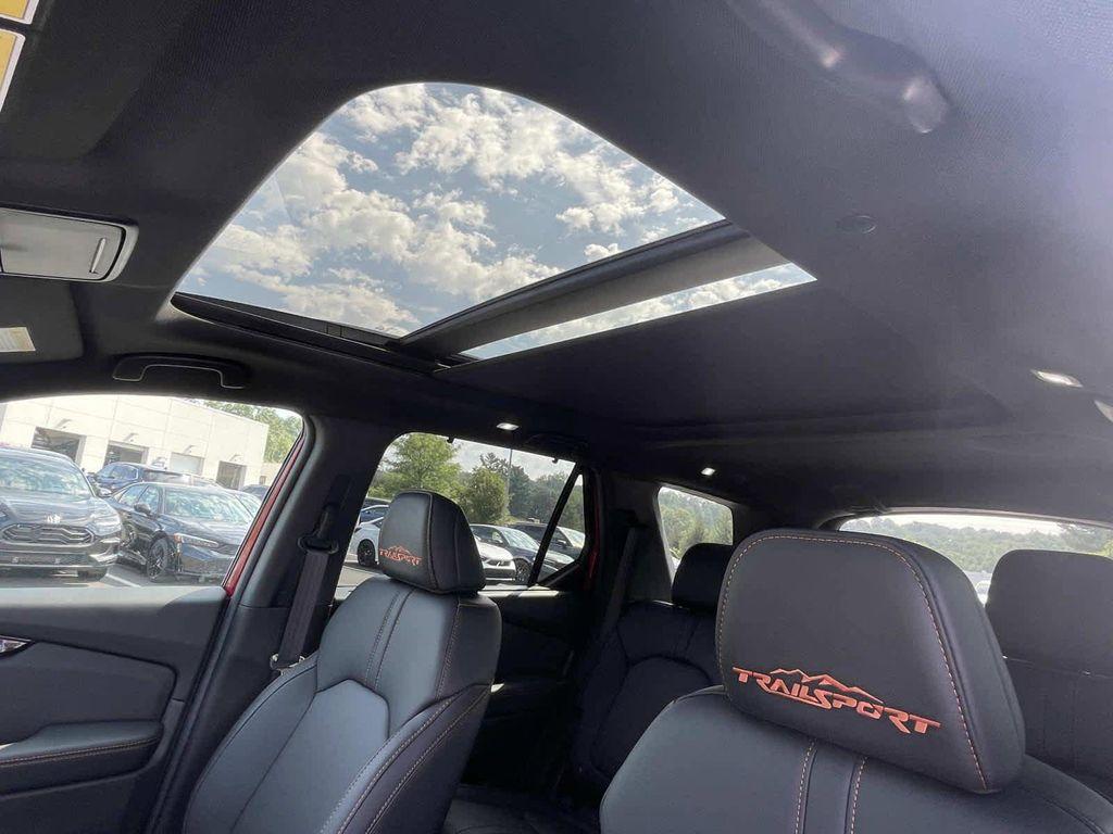 new 2025 Honda Pilot car, priced at $48,214