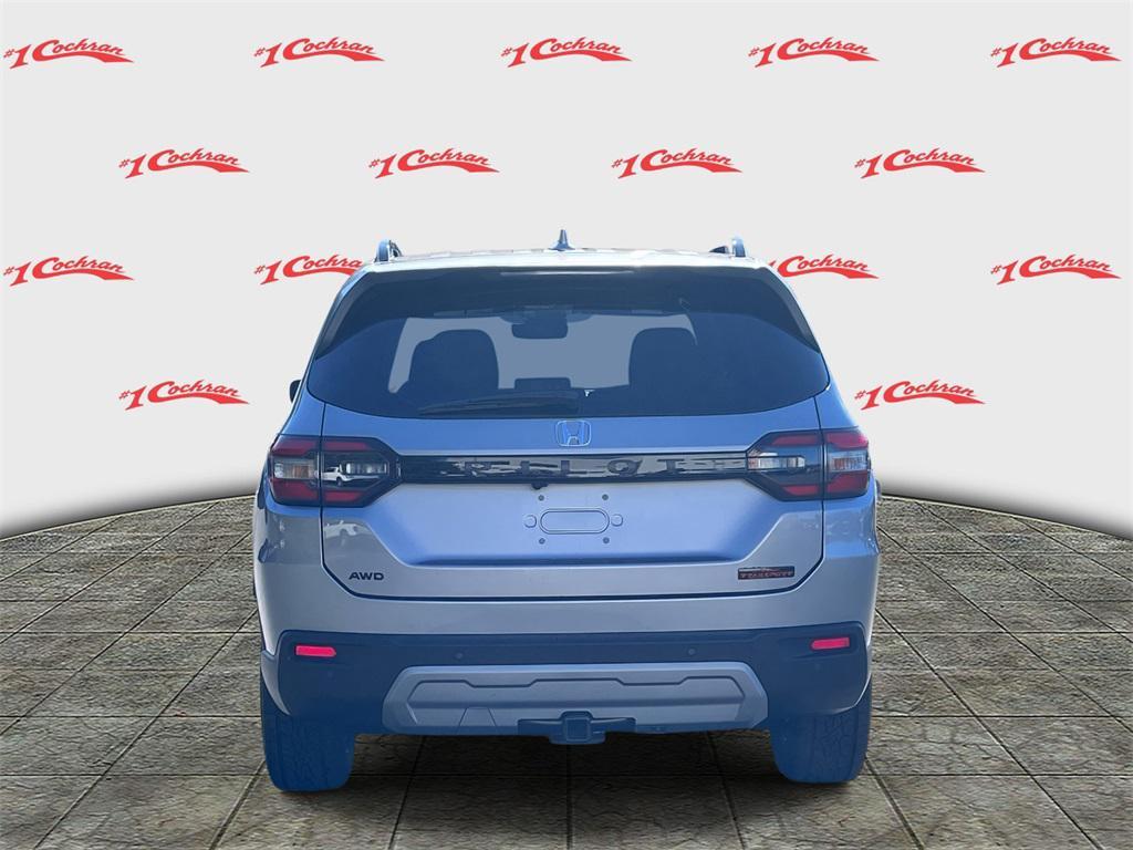 new 2025 Honda Pilot car, priced at $47,787