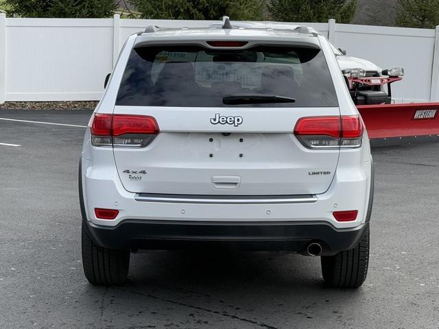 used 2018 Jeep Grand Cherokee car, priced at $17,327