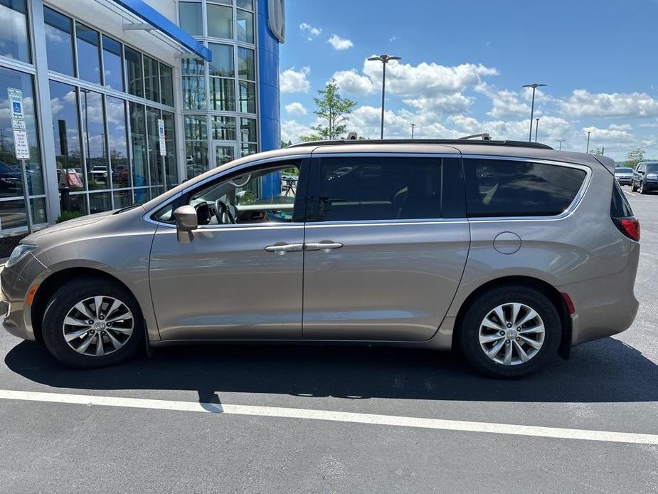 used 2018 Chrysler Pacifica car, priced at $16,776