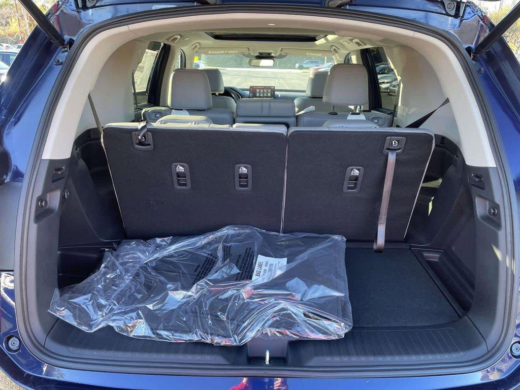 new 2025 Honda Pilot car, priced at $47,976