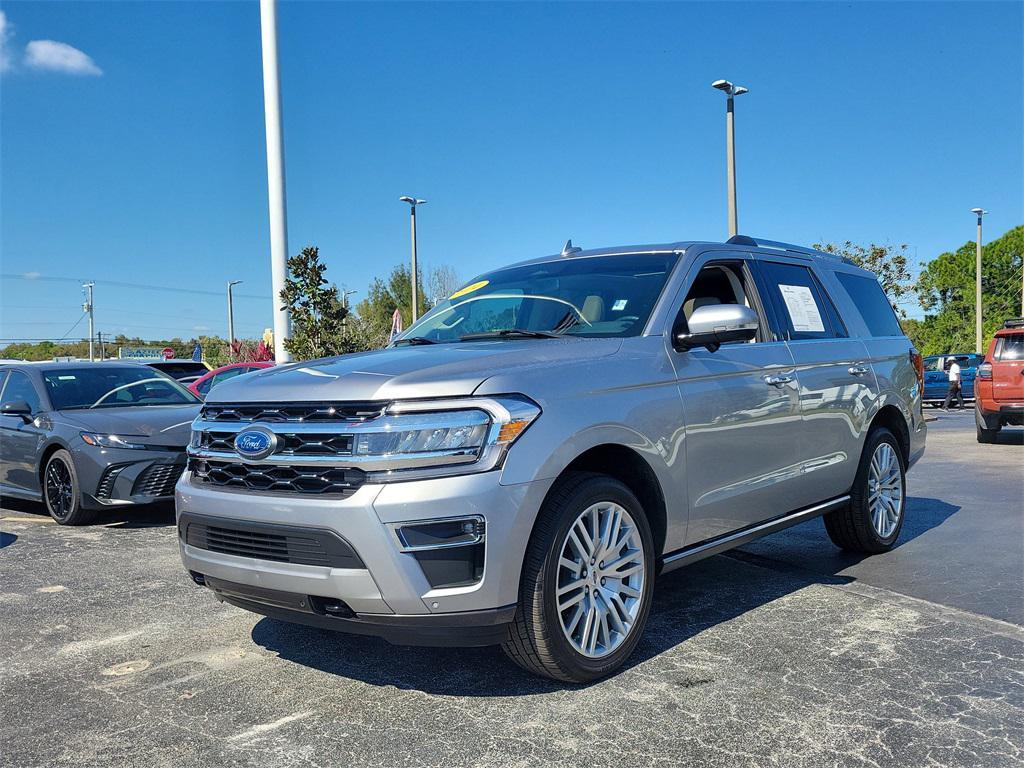 used 2024 Ford Expedition car, priced at $60,954