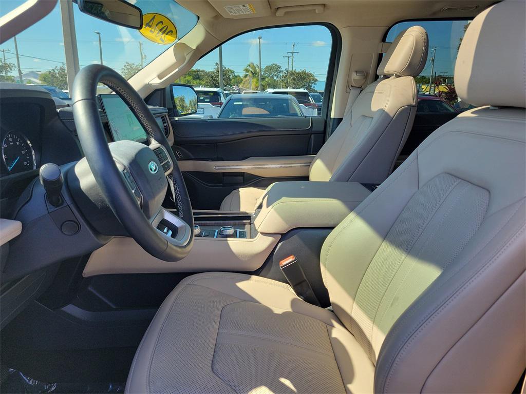used 2024 Ford Expedition car, priced at $60,954