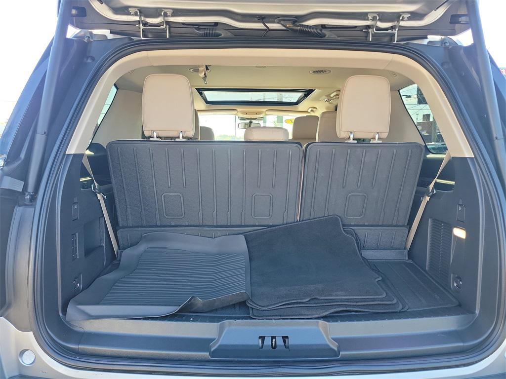 used 2024 Ford Expedition car, priced at $60,954