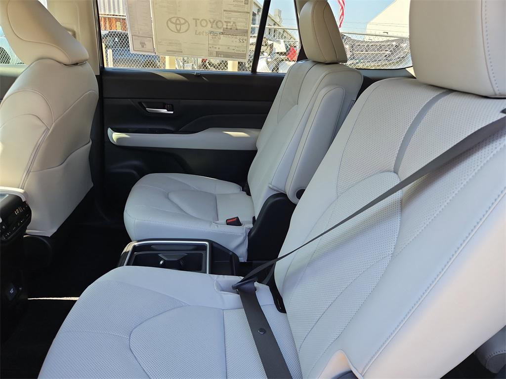 new 2026 Toyota Grand Highlander car, priced at $59,418