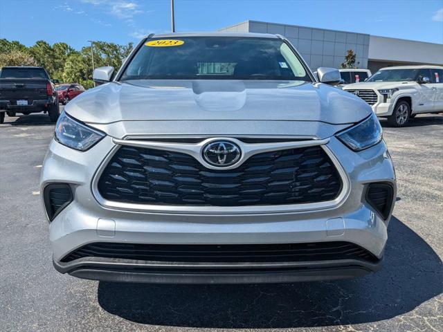 used 2023 Toyota Highlander car, priced at $35,997