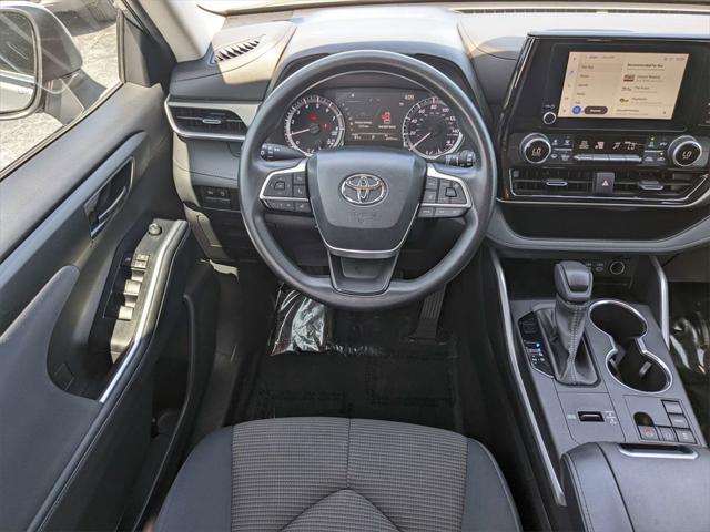 used 2023 Toyota Highlander car, priced at $35,997