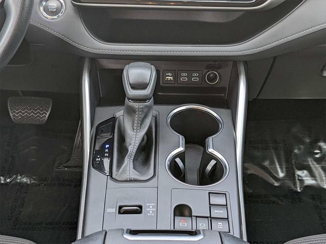 used 2023 Toyota Highlander car, priced at $35,997
