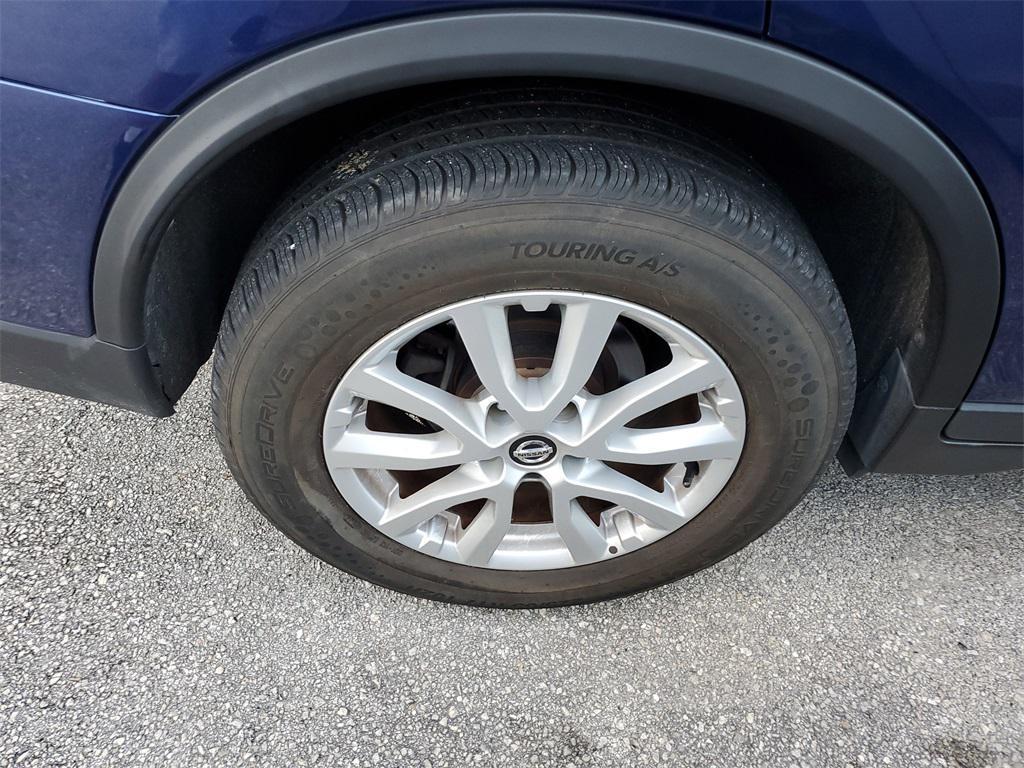 used 2019 Nissan Rogue car, priced at $14,957