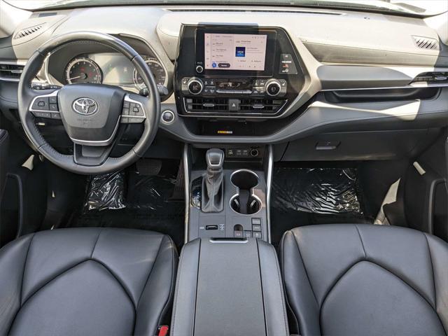 used 2024 Toyota Highlander car, priced at $43,597
