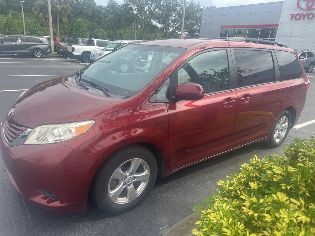 used 2016 Toyota Sienna car, priced at $22,909