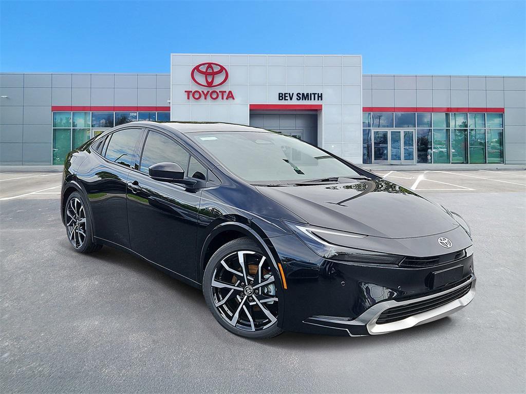 new 2026 Toyota Prius Plug-In Hybrid car, priced at $40,977