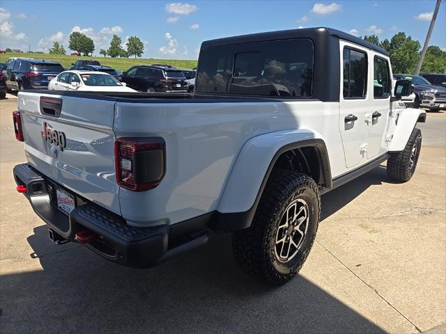 new 2025 Jeep Gladiator car, priced at $49,924