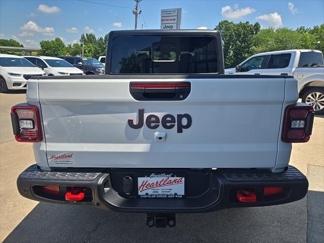 new 2025 Jeep Gladiator car, priced at $49,924