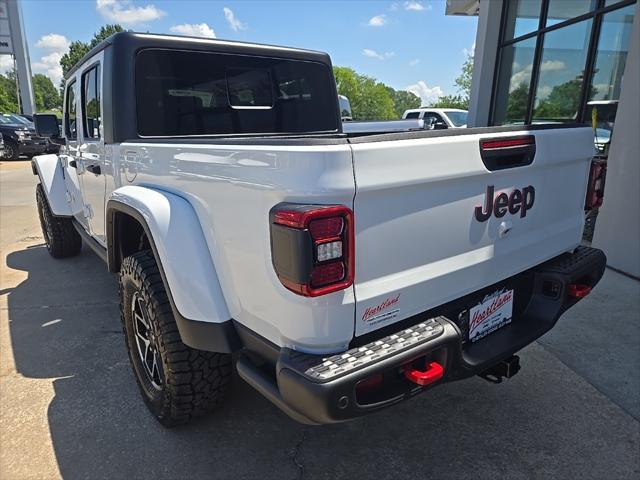 new 2025 Jeep Gladiator car, priced at $49,924