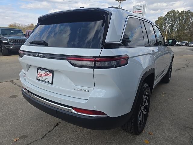 new 2025 Jeep Grand Cherokee car, priced at $40,970