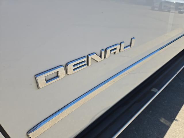 used 2018 GMC Yukon car, priced at $28,988