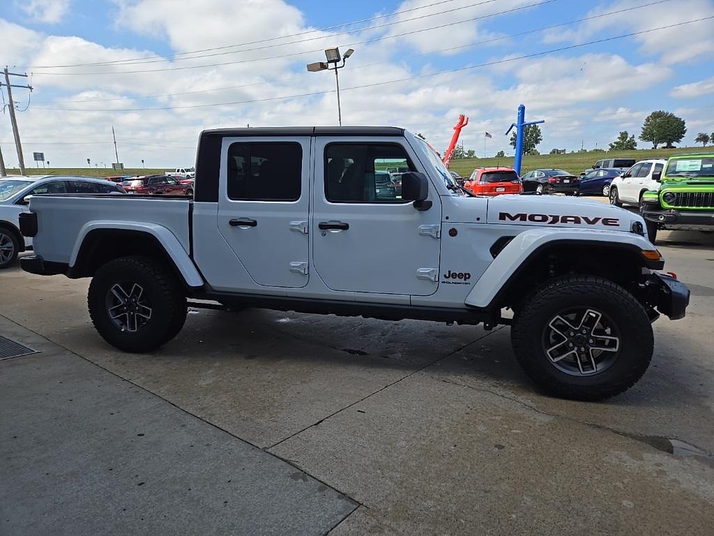new 2025 Jeep Gladiator car, priced at $49,048