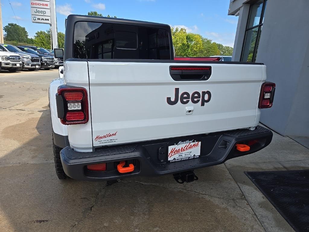 new 2025 Jeep Gladiator car, priced at $49,048
