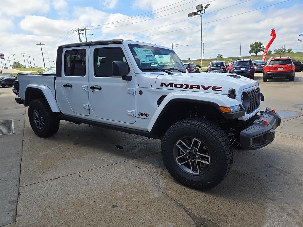 new 2025 Jeep Gladiator car, priced at $49,048