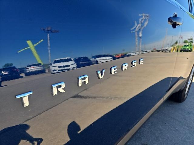 used 2022 Chevrolet Traverse car, priced at $21,988